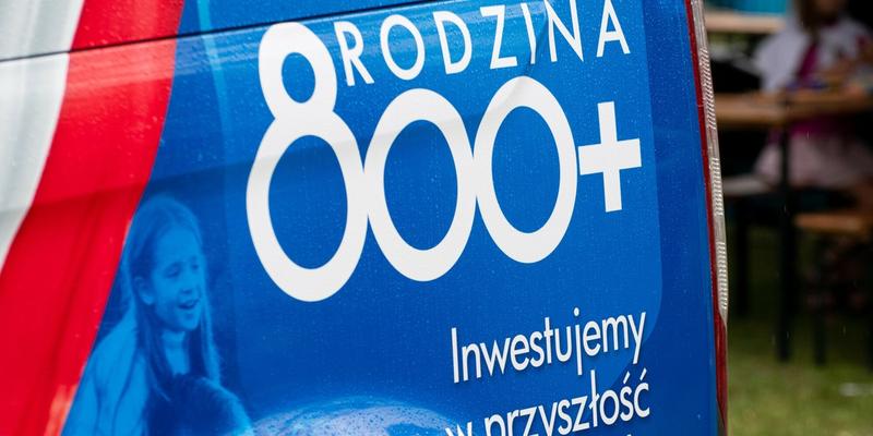 Wsparcie finansowe młodych dorosłych