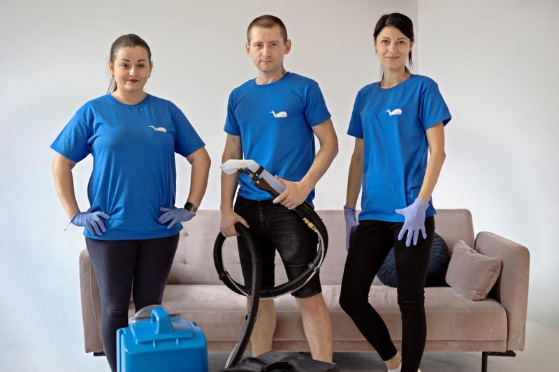 Jakie zarobki czekają w branży sprzątającej? Oto zaskakujące fakty o dochodach!