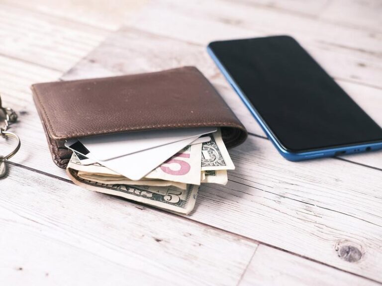 Jak szybko zdobyć telefon z zadłużeniem bez zbędnych formalności?
