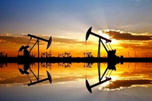 Aktualna cena baryłki ropy na giełdzie: co wpływa na jej wahania?