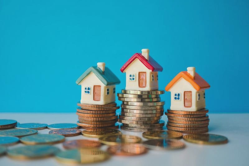 Ile trzeba pracować na kredyt? Minimalny staż i wymagania banków