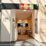 Wpłata gotówki na konto mBank bez opłat – gdzie i jak?