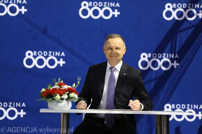 Zasady przyznawania 800 plus